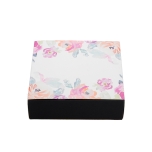 Kinkekarp hele pastellsete lilledega 13,5*13*4 cm